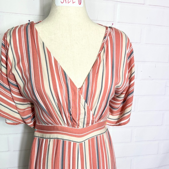 NWOT |•LULUS•| Vacation Bae Rusty Rose Striped Short Sleeve Jumpsuit Size Small - Picture 5 of 12